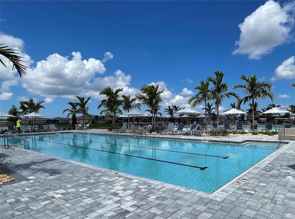 For Rent: $2,800 (2 beds, 2 baths, 1557 Square Feet)