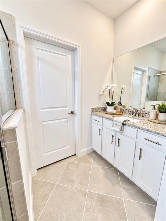 For Rent: $2,800 (2 beds, 2 baths, 1557 Square Feet)