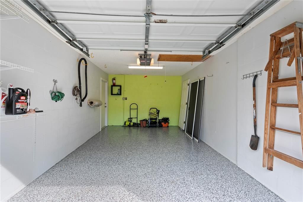 For Sale: $410,000 (2 beds, 2 baths, 1235 Square Feet)
