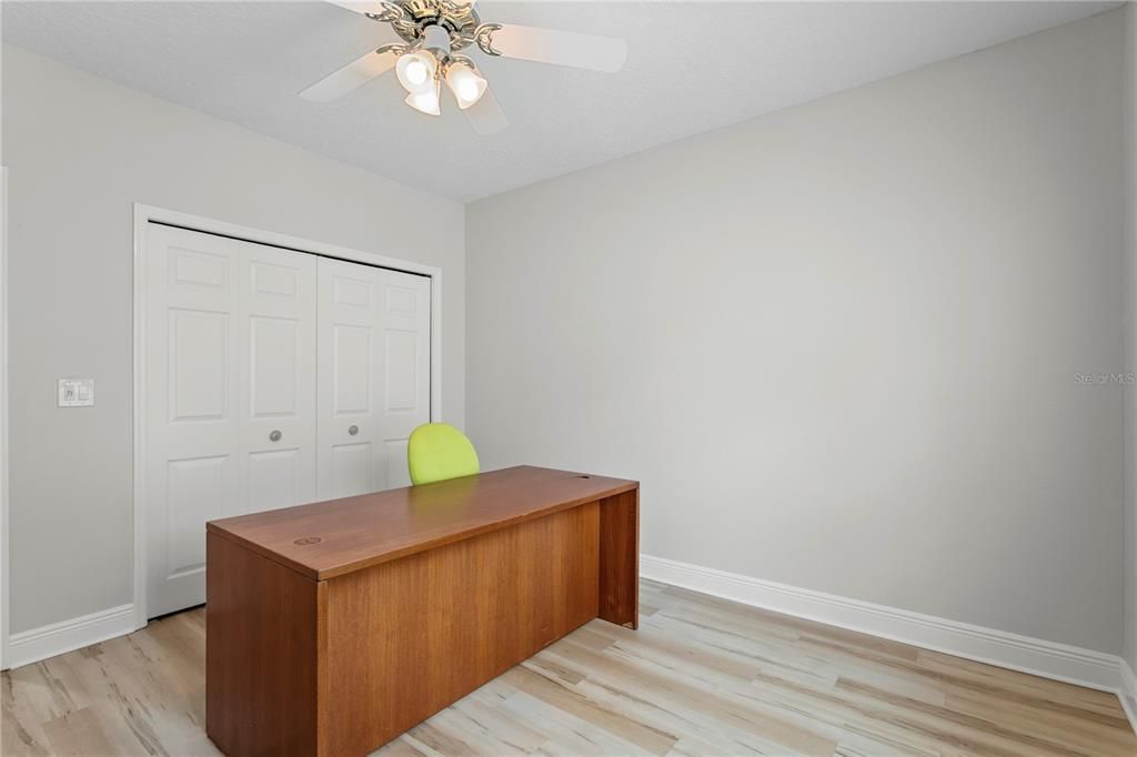 For Sale: $410,000 (2 beds, 2 baths, 1235 Square Feet)