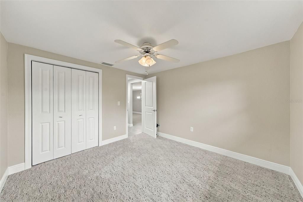 For Sale: $89,700 (2 beds, 2 baths, 1080 Square Feet)