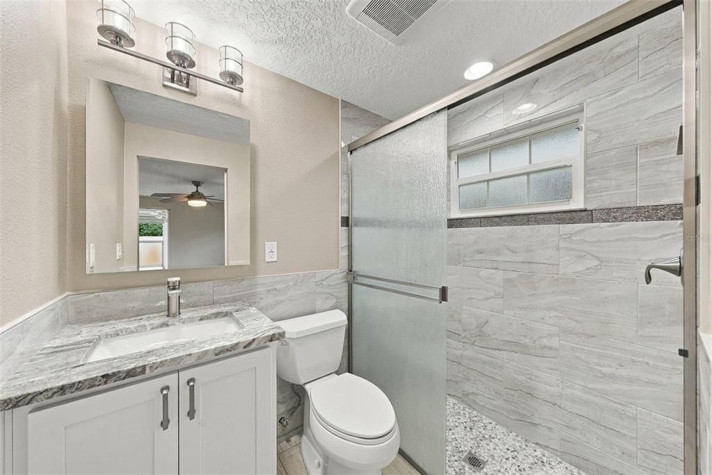 For Sale: $89,700 (2 beds, 2 baths, 1080 Square Feet)