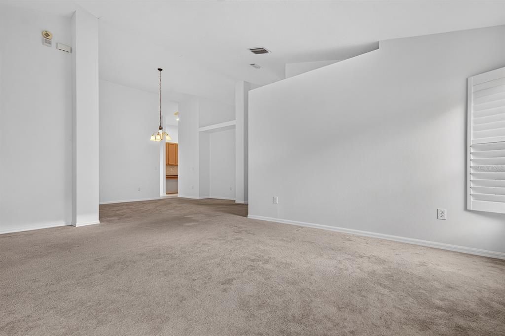 En Venta: $449,999 (4 camas, 3 baños, 2650 Pies cuadrados)