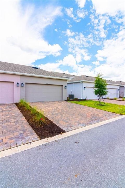 For Rent: $2,850 (4 beds, 2 baths, 1858 Square Feet)