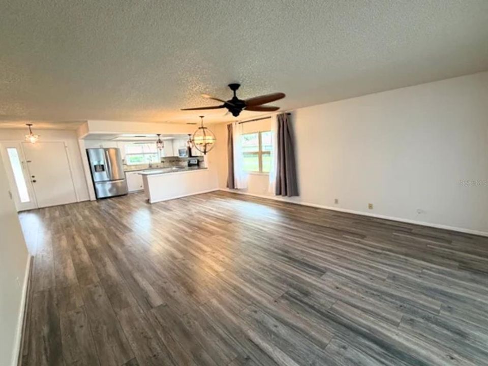 For Rent: $1,875 (2 beds, 2 baths, 1231 Square Feet)