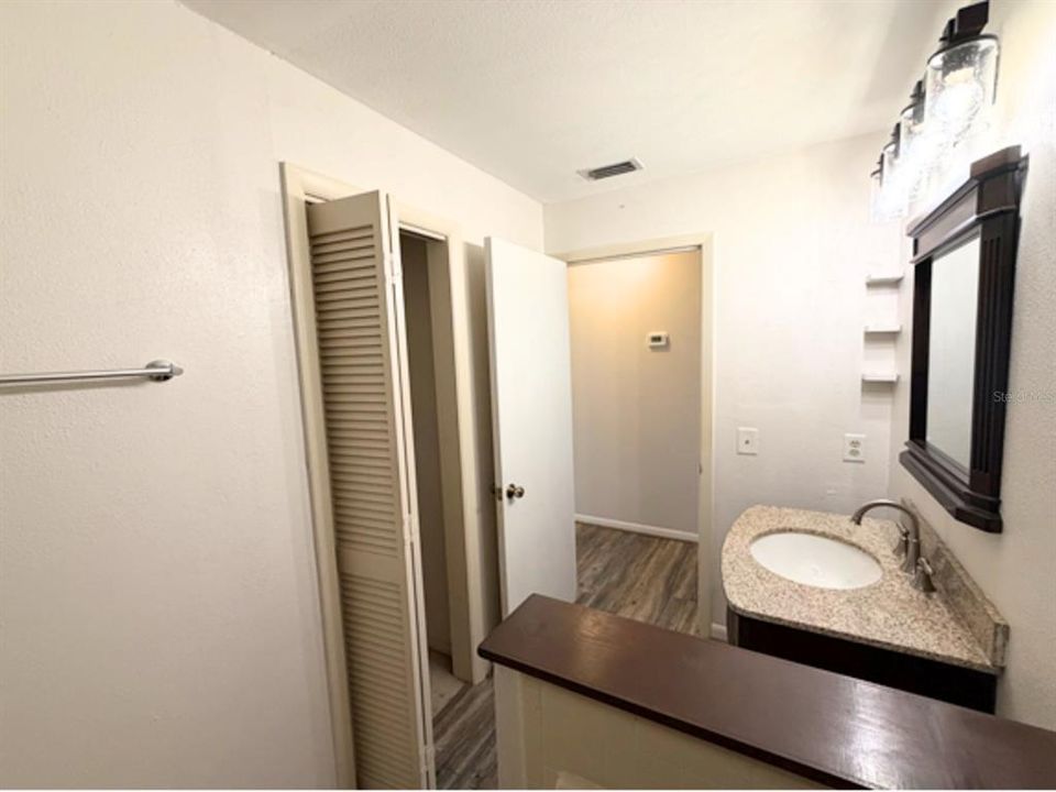 For Rent: $1,875 (2 beds, 2 baths, 1231 Square Feet)