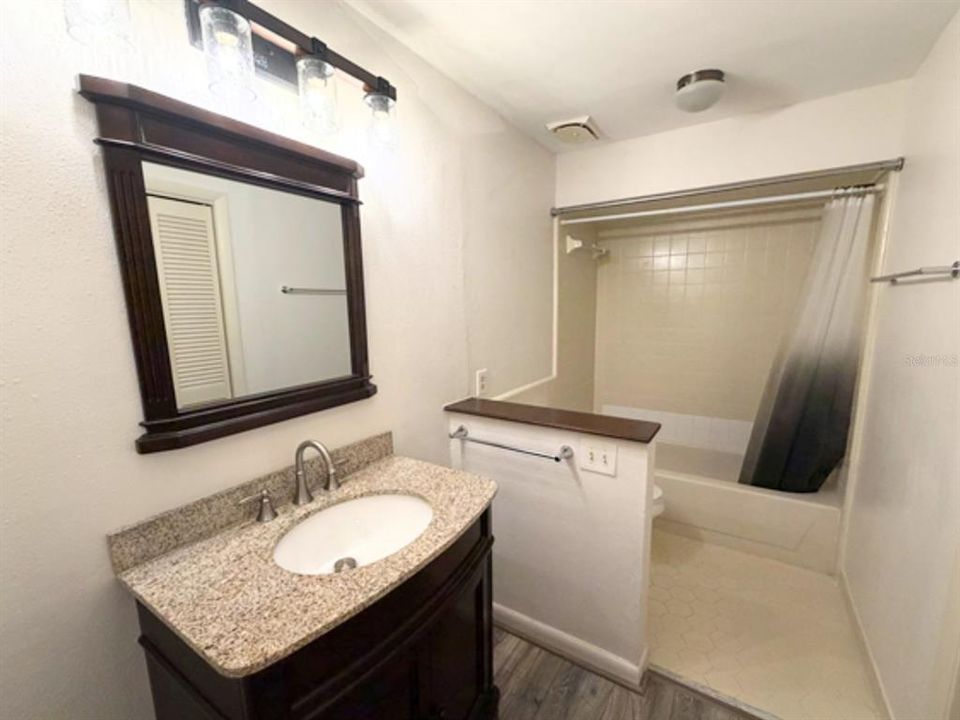 For Rent: $1,875 (2 beds, 2 baths, 1231 Square Feet)
