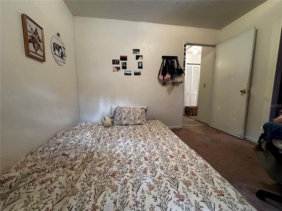 For Sale: $225,000 (3 beds, 2 baths, 1092 Square Feet)