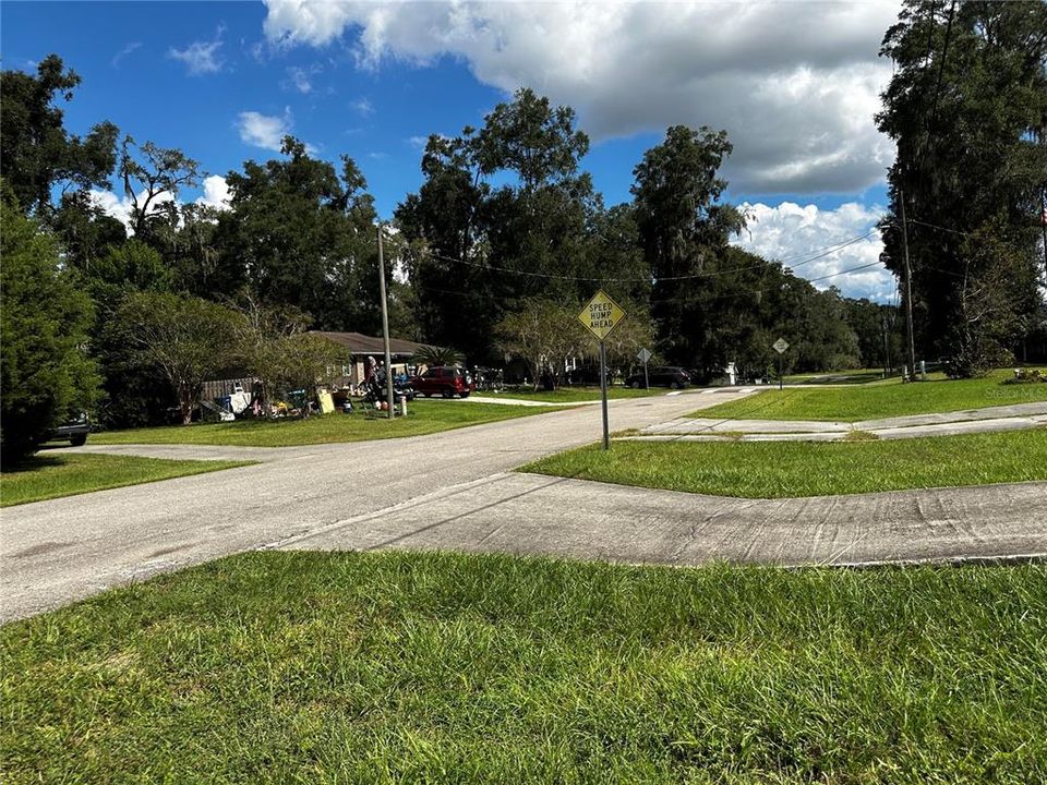 For Sale: $225,000 (3 beds, 2 baths, 1092 Square Feet)