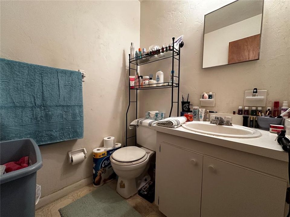 For Sale: $225,000 (3 beds, 2 baths, 1092 Square Feet)