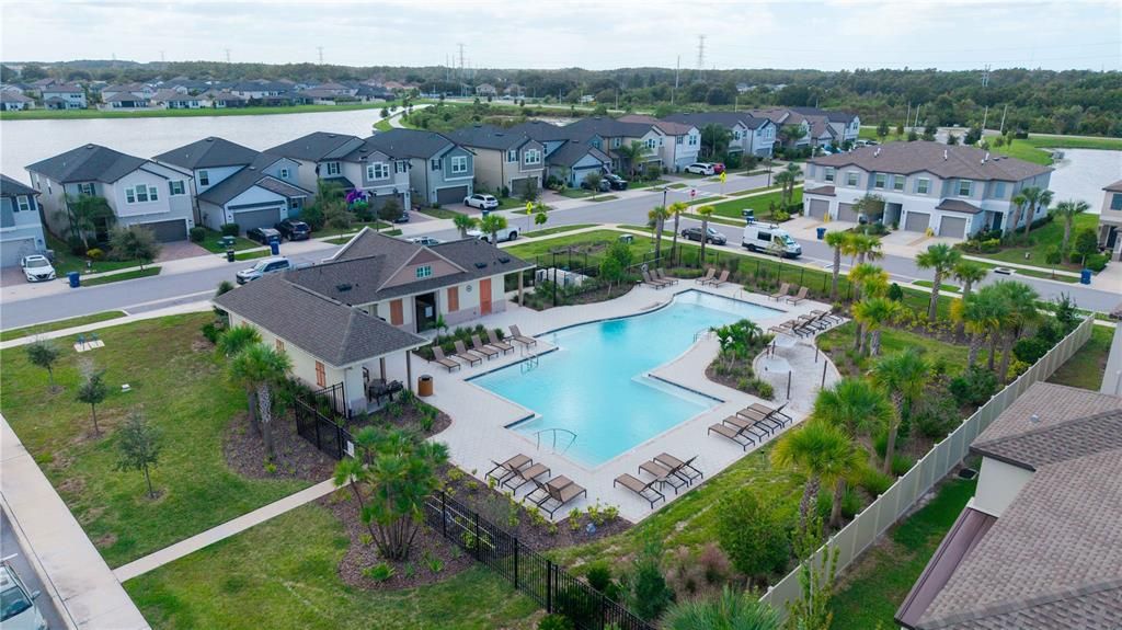 En Venta: $669,000 (5 camas, 4 baños, 3282 Pies cuadrados)