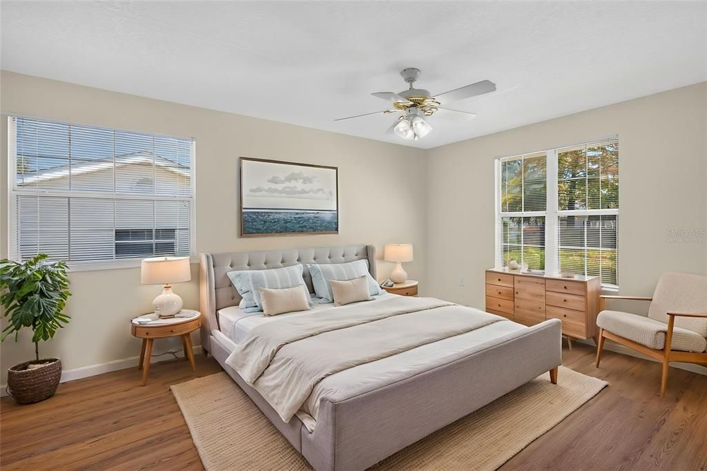 For Sale: $199,975 (2 beds, 2 baths, 1327 Square Feet)