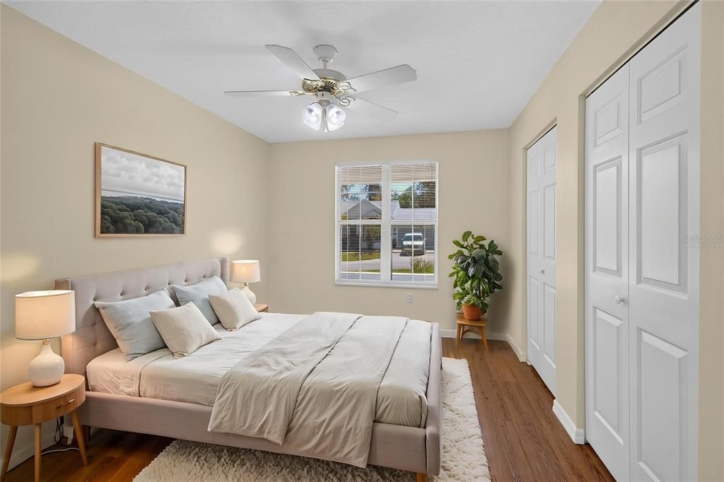 For Sale: $199,975 (2 beds, 2 baths, 1327 Square Feet)