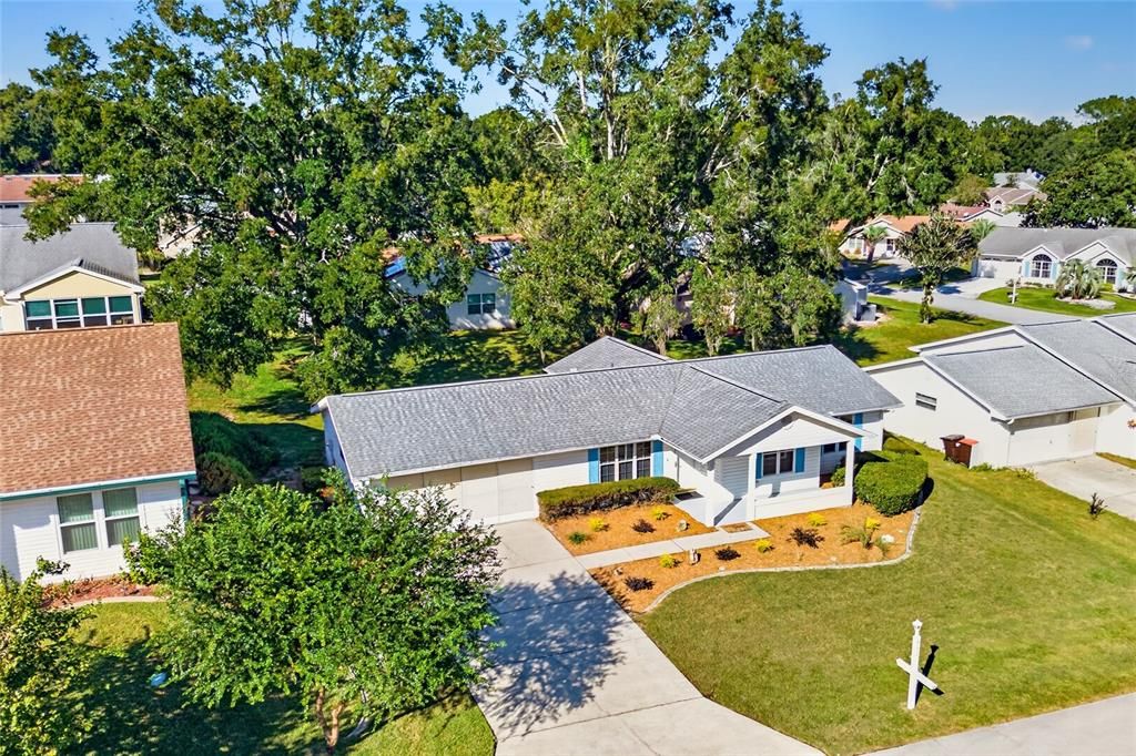 For Sale: $199,975 (2 beds, 2 baths, 1327 Square Feet)