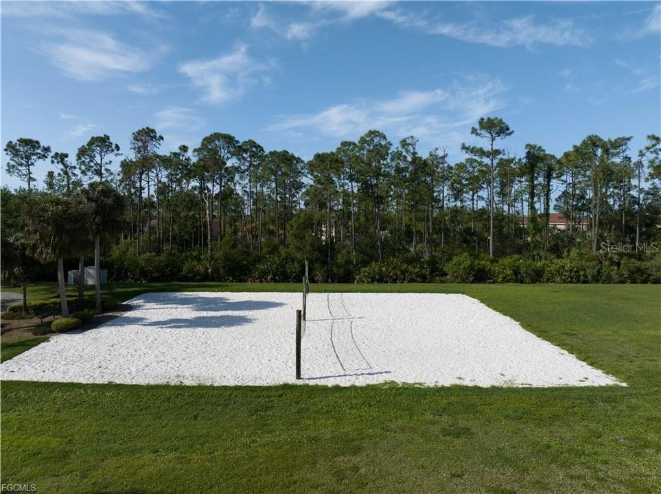 For Sale: $220,000 (3 beds, 2 baths, 1611 Square Feet)