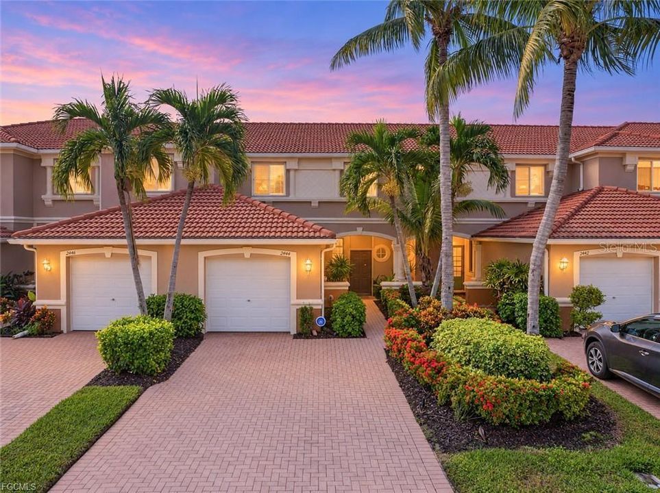 For Sale: $220,000 (3 beds, 2 baths, 1611 Square Feet)