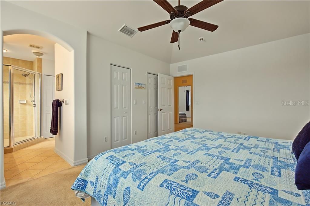 For Sale: $220,000 (3 beds, 2 baths, 1611 Square Feet)