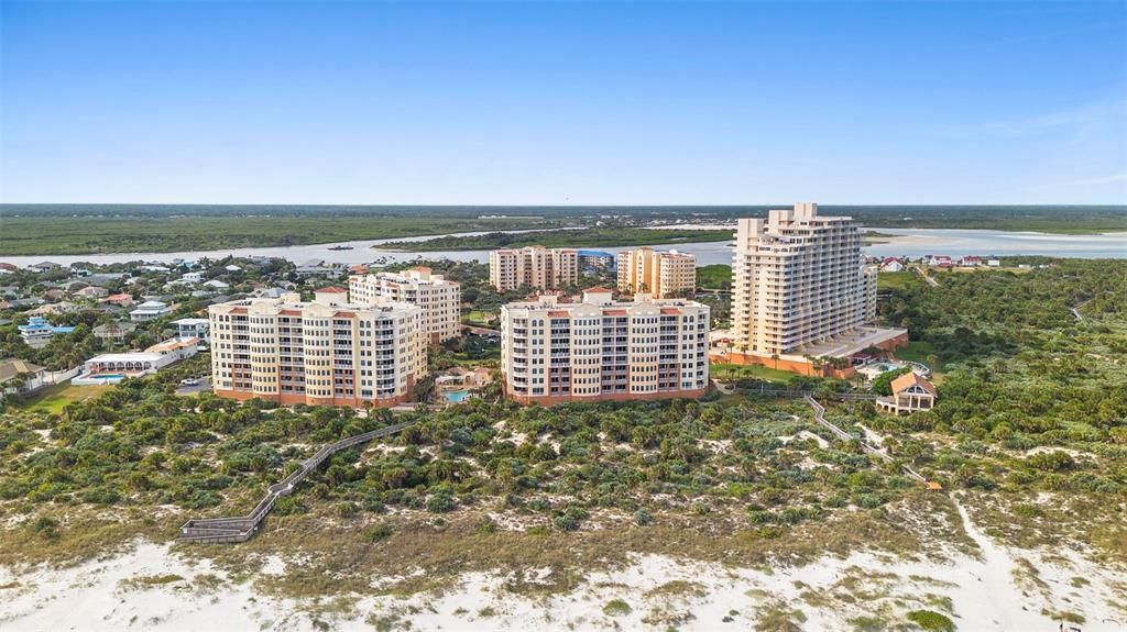 En Venta: $1,699,000 (4 camas, 3 baños, 2610 Pies cuadrados)