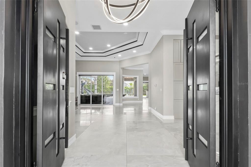 For Sale: $2,899,000 (7 beds, 8 baths, 7042 Square Feet)