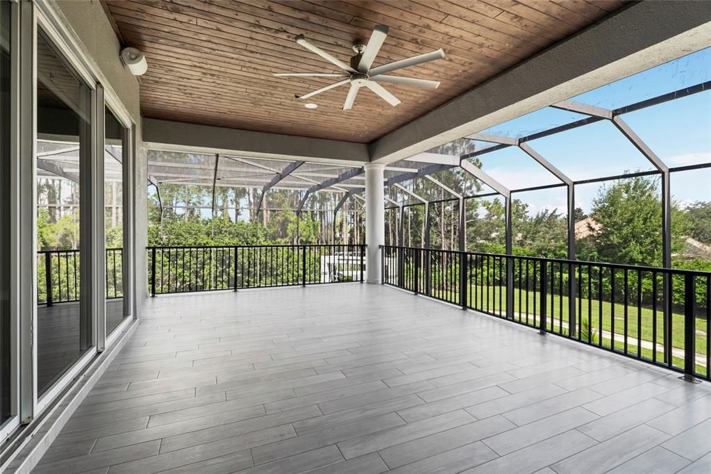 For Sale: $2,899,000 (7 beds, 8 baths, 7042 Square Feet)