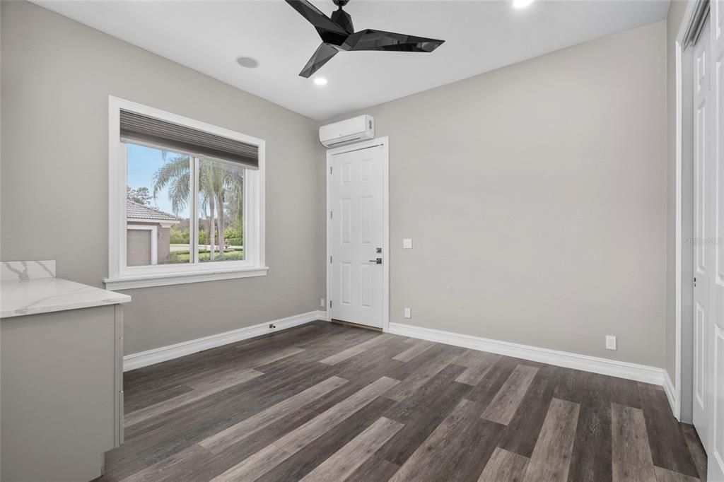 For Sale: $2,899,000 (7 beds, 8 baths, 7042 Square Feet)