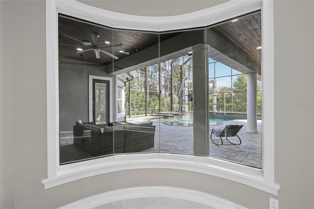 For Sale: $2,899,000 (7 beds, 8 baths, 7042 Square Feet)
