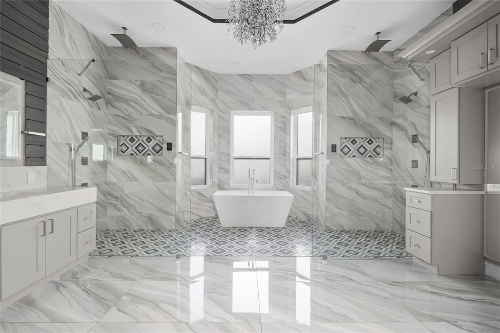 For Sale: $2,899,000 (7 beds, 8 baths, 7042 Square Feet)