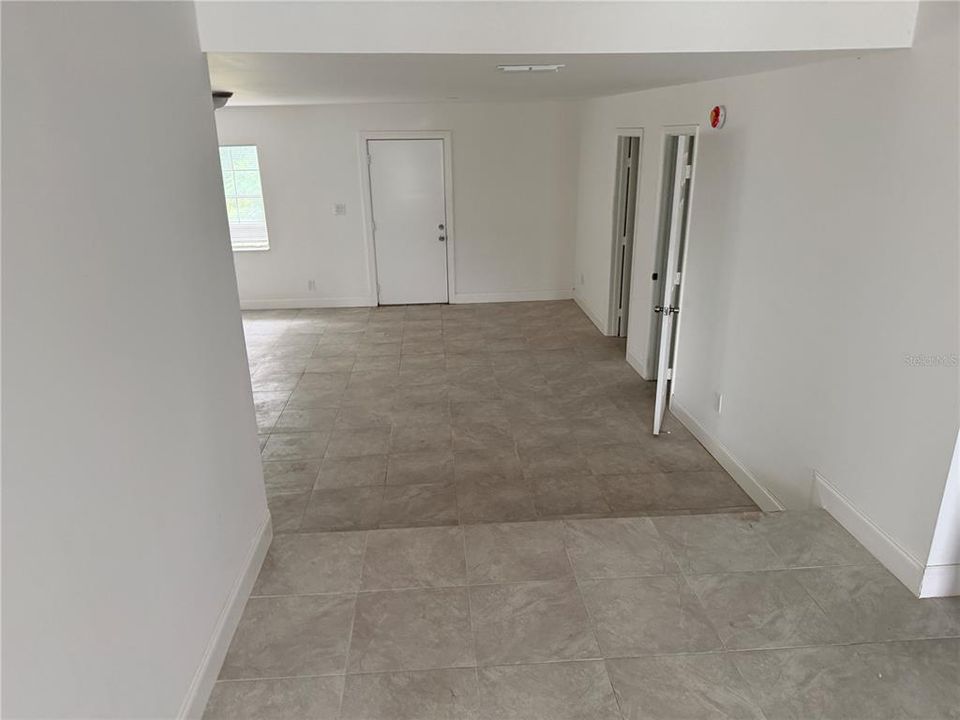 For Sale: $279,900 (0 beds, 0 baths, 2322 Square Feet)