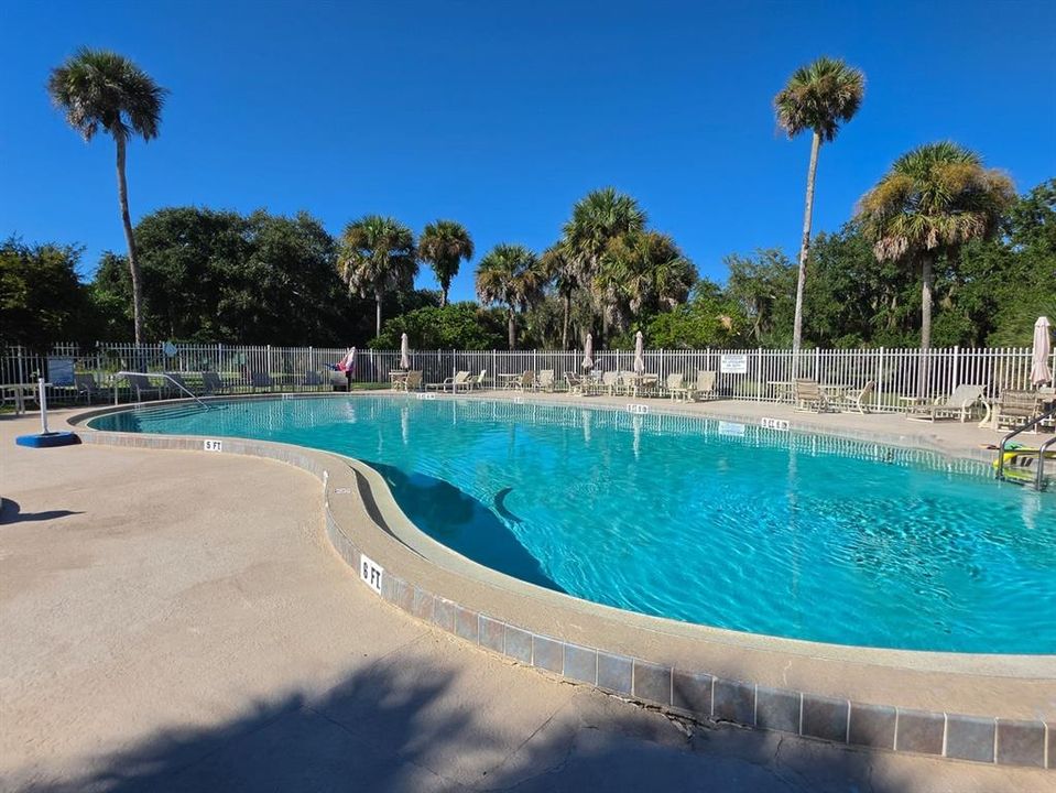 For Sale: $375,000 (2 beds, 2 baths, 1227 Square Feet)