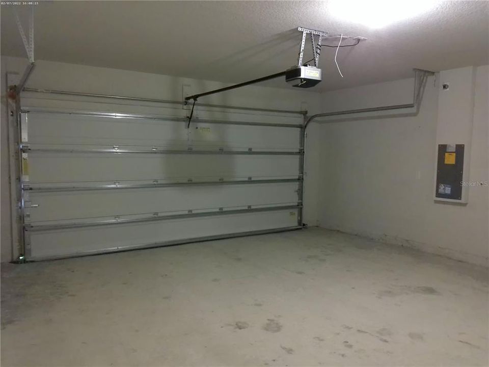 For Rent: $1,995 (4 beds, 2 baths, 1840 Square Feet)