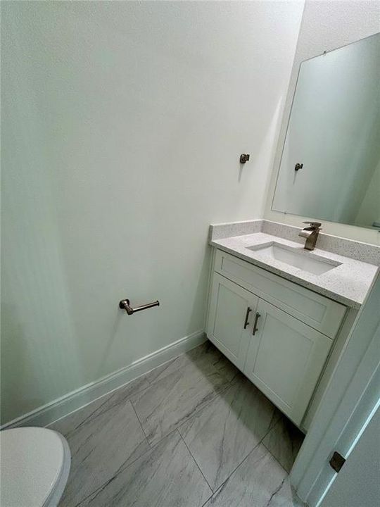 В аренду: $2,700 (4 спален, 2 ванн, 2264 Квадратных фут)