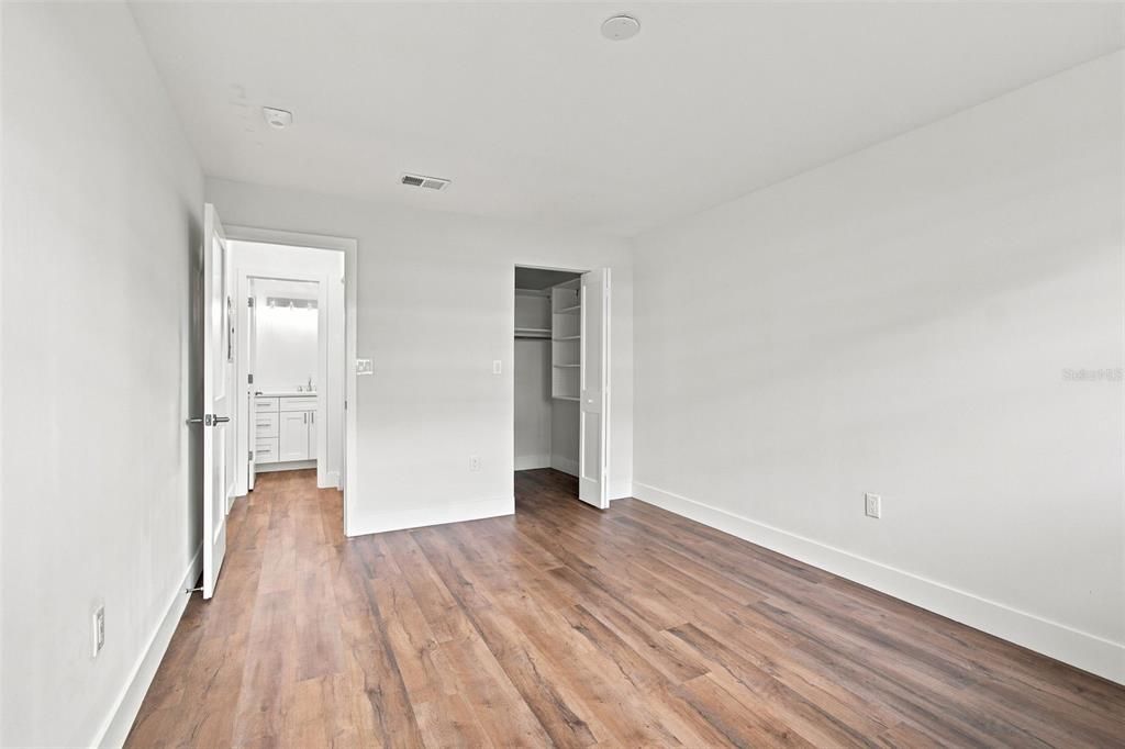 En Venta: $199,900 (1 camas, 1 baños, 1060 Pies cuadrados)