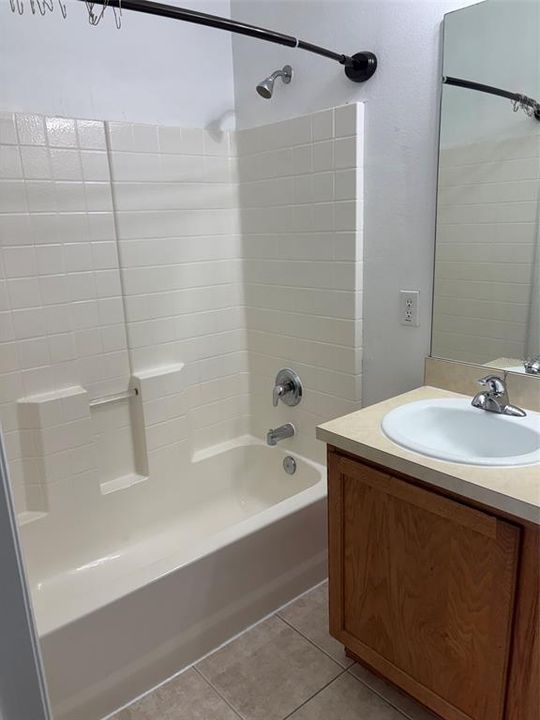 For Rent: $1,695 (3 beds, 2 baths, 1000 Square Feet)