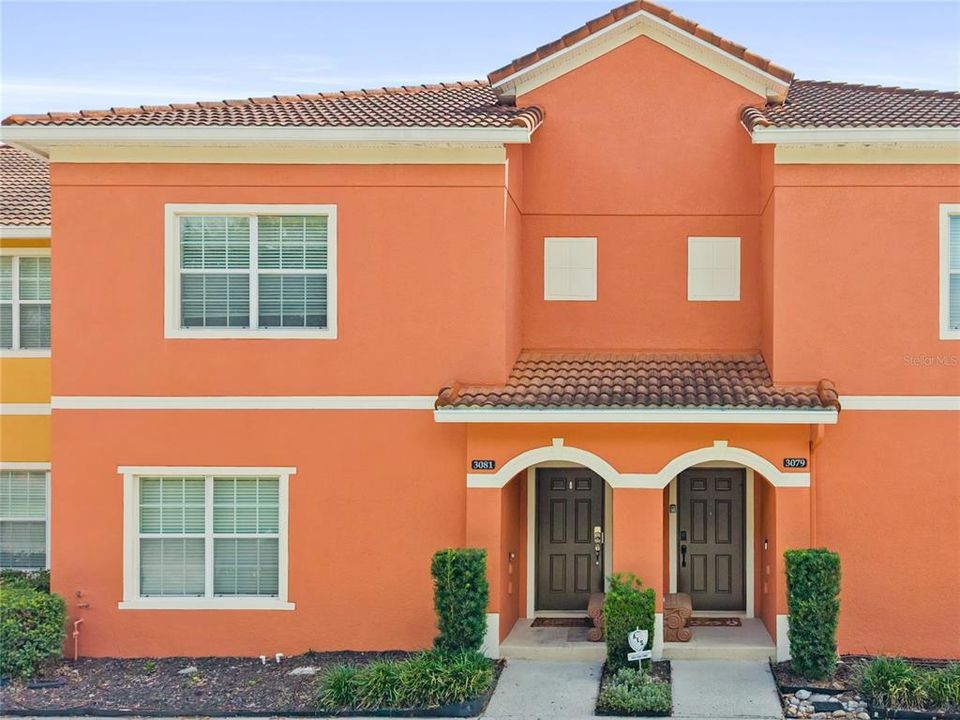 For Sale: $365,000 (4 beds, 3 baths, 1902 Square Feet)