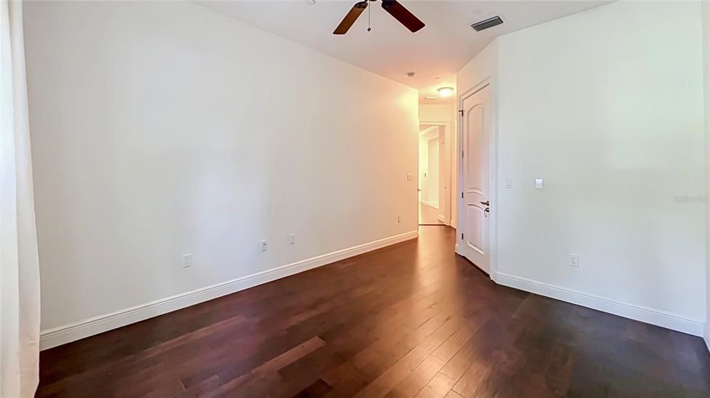 For Rent: $5,700 (3 beds, 3 baths, 2860 Square Feet)
