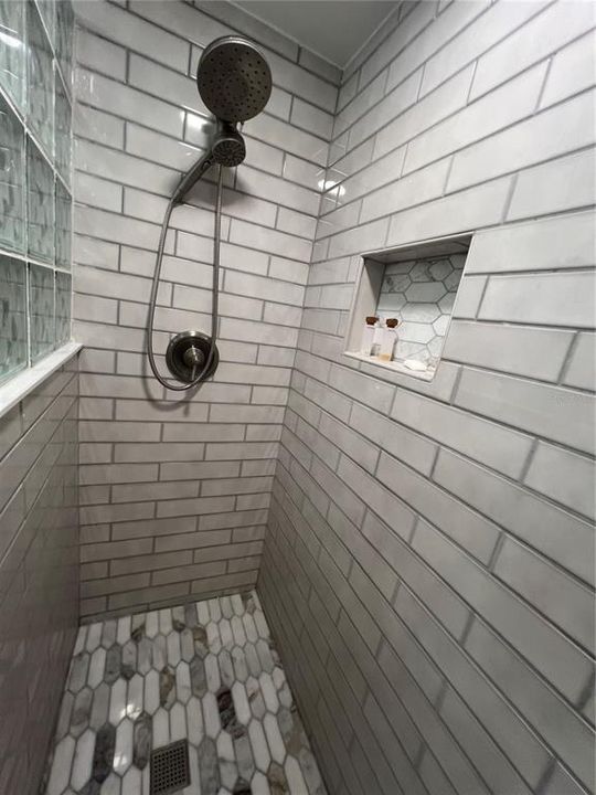 For Rent: $1,500 (2 beds, 2 baths, 914 Square Feet)