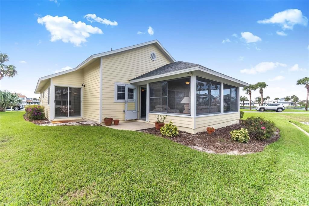 For Sale: $559,000 (3 beds, 2 baths, 1382 Square Feet)