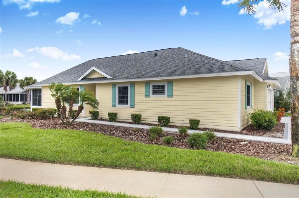 For Sale: $559,000 (3 beds, 2 baths, 1382 Square Feet)