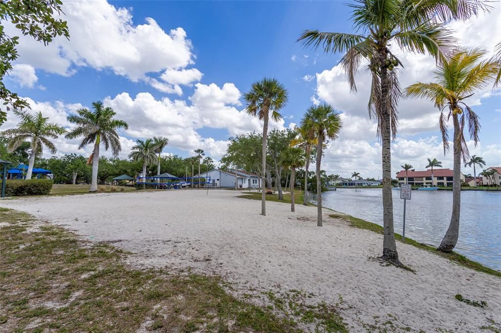 En Venta: $42,000 (0.23 acres)