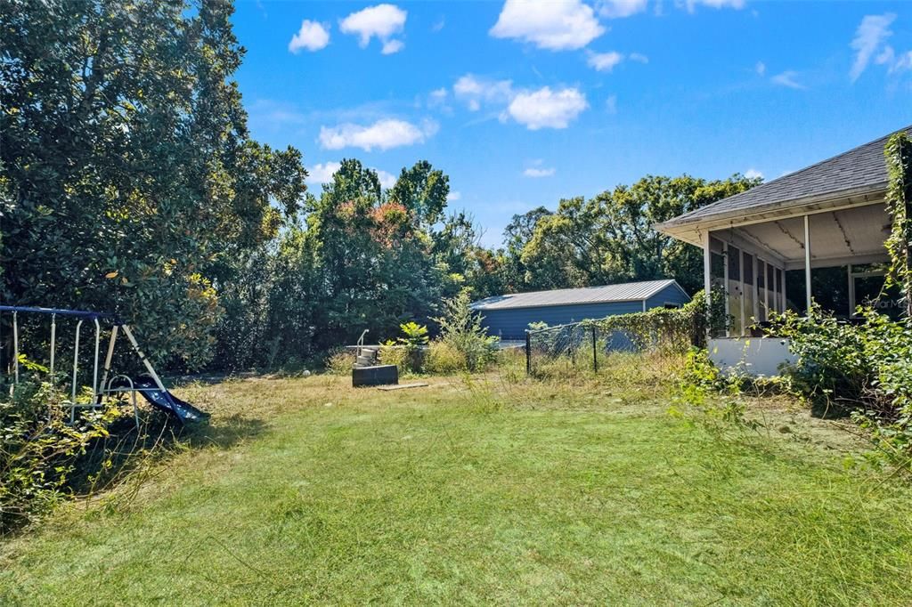 For Sale: $315,000 (3 beds, 2 baths, 1661 Square Feet)