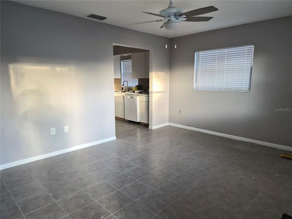 For Rent: $1,500 (2 beds, 1 baths, 840 Square Feet)
