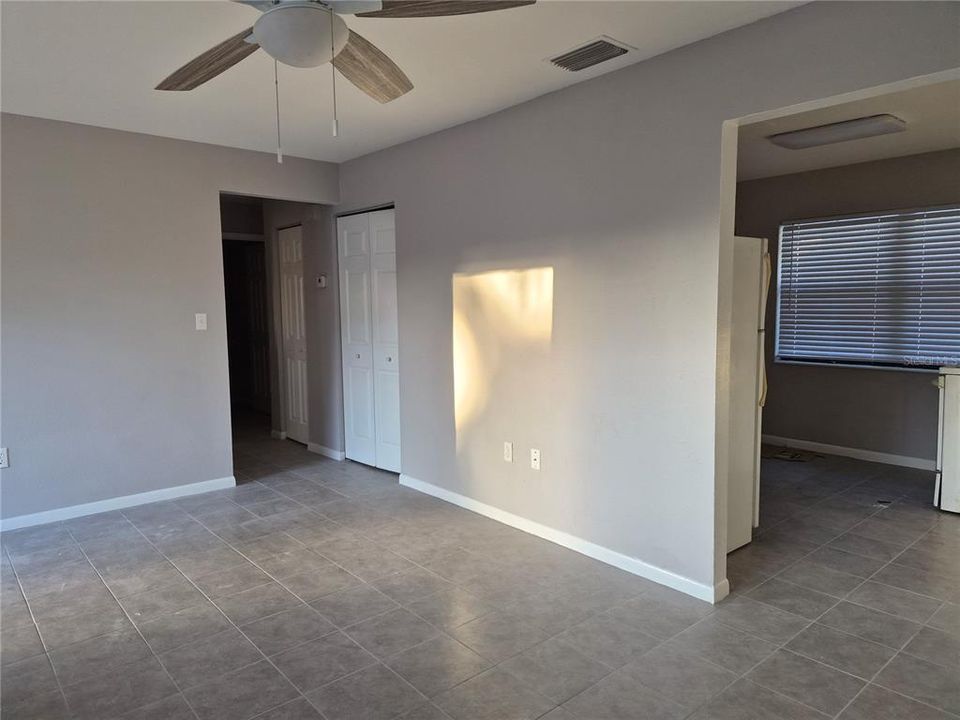 For Rent: $1,500 (2 beds, 1 baths, 840 Square Feet)