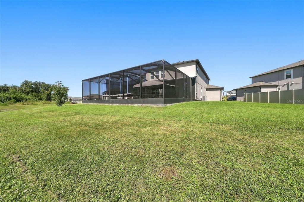 For Sale: $575,000 (6 beds, 4 baths, 3566 Square Feet)