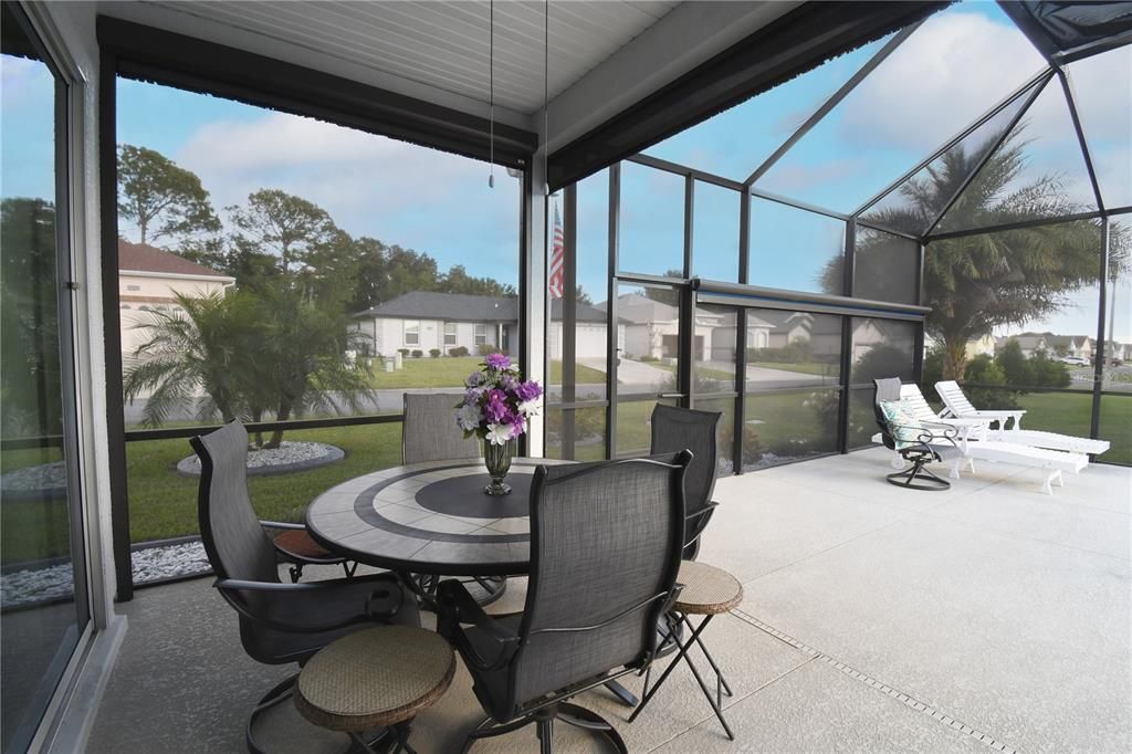 For Sale: $549,900 (3 beds, 2 baths, 1895 Square Feet)