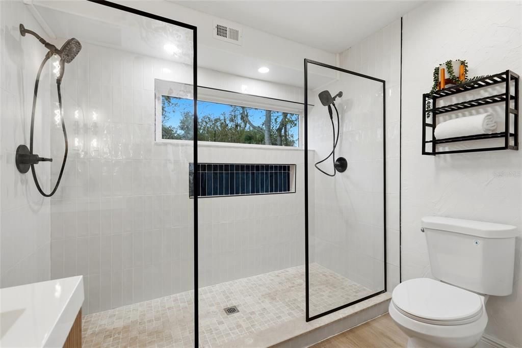 En Venta: $499,900 (4 camas, 2 baños, 2416 Pies cuadrados)