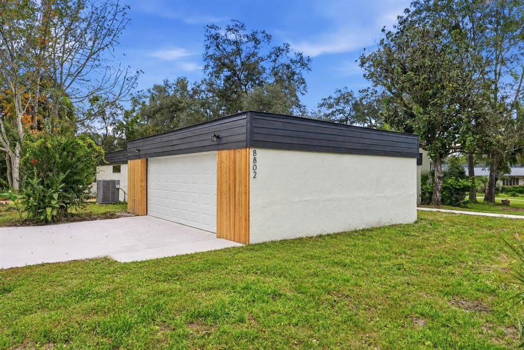 En Venta: $499,900 (4 camas, 2 baños, 2416 Pies cuadrados)