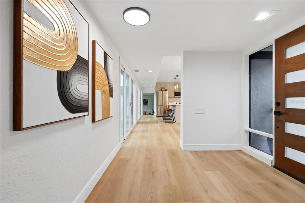 En Venta: $499,900 (4 camas, 2 baños, 2416 Pies cuadrados)