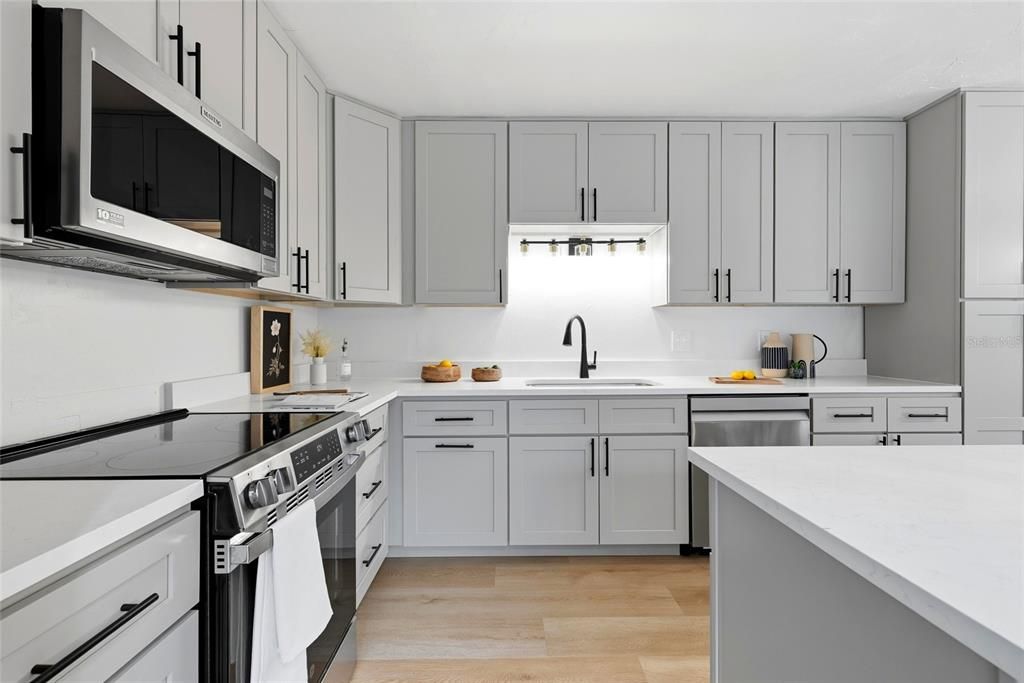 En Venta: $499,900 (4 camas, 2 baños, 2416 Pies cuadrados)
