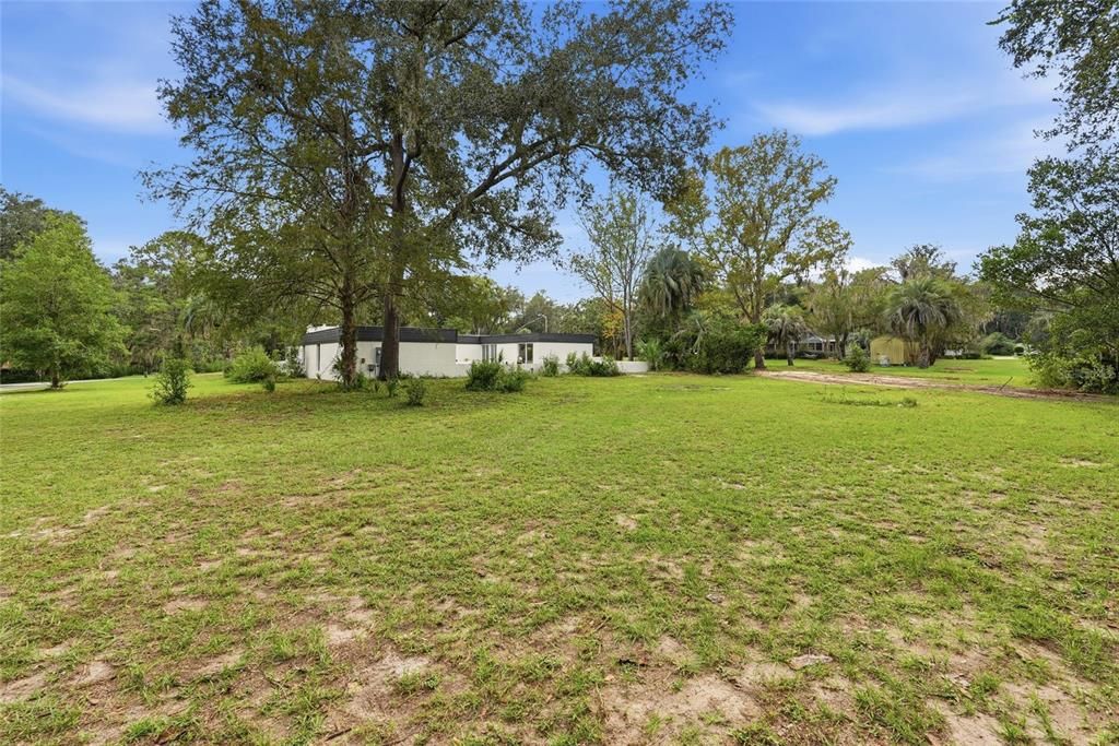 En Venta: $499,900 (4 camas, 2 baños, 2416 Pies cuadrados)
