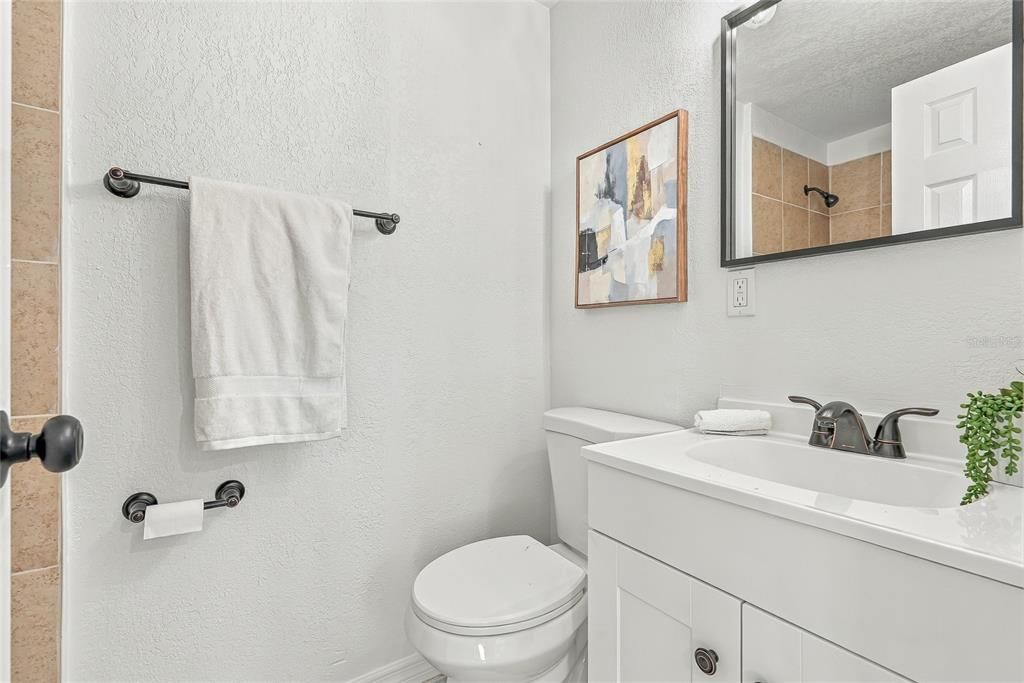 На продажу: $409,900 (4 спален, 3 ванн, 1436 Квадратных фут)